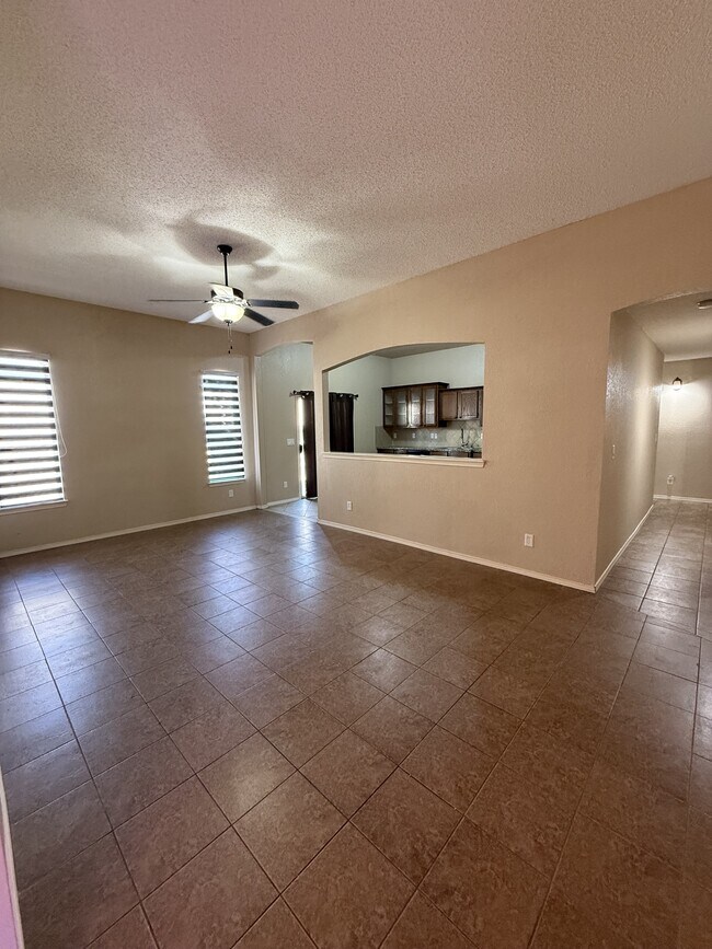 Photo - 14345 Desert Sage Dr