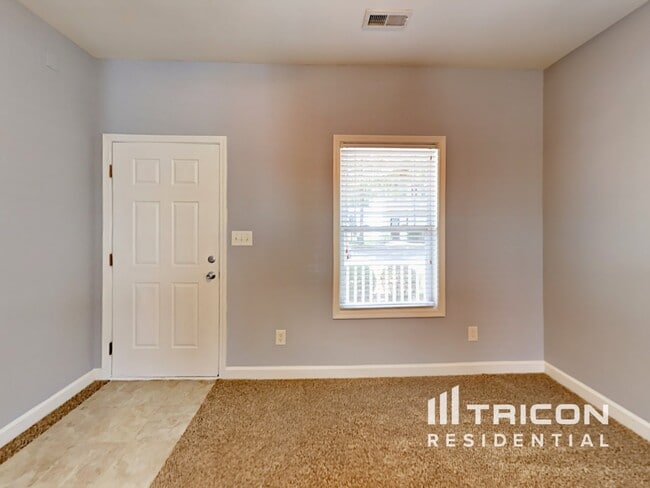 Photo - 9671 Mendenhall View Dr