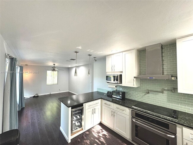 Photo - 1280 NE 38th St
