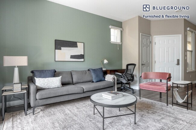 1263 Lakeside Dr Unit GO FL2-ID1409