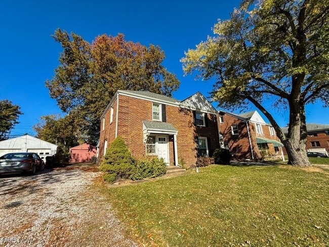 Photo - 2319 Broad Blvd