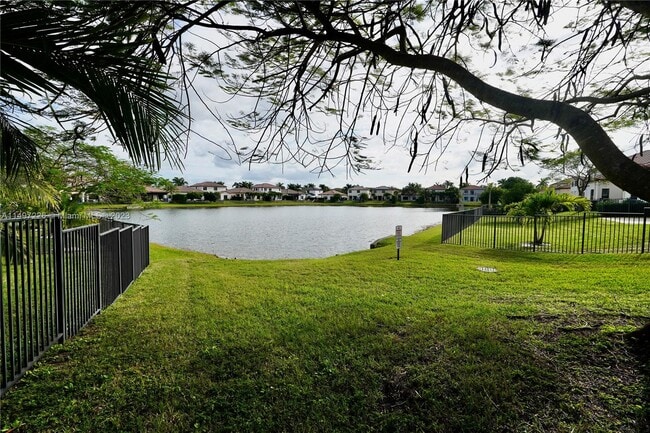 Photo - 3927 NW 84th Way