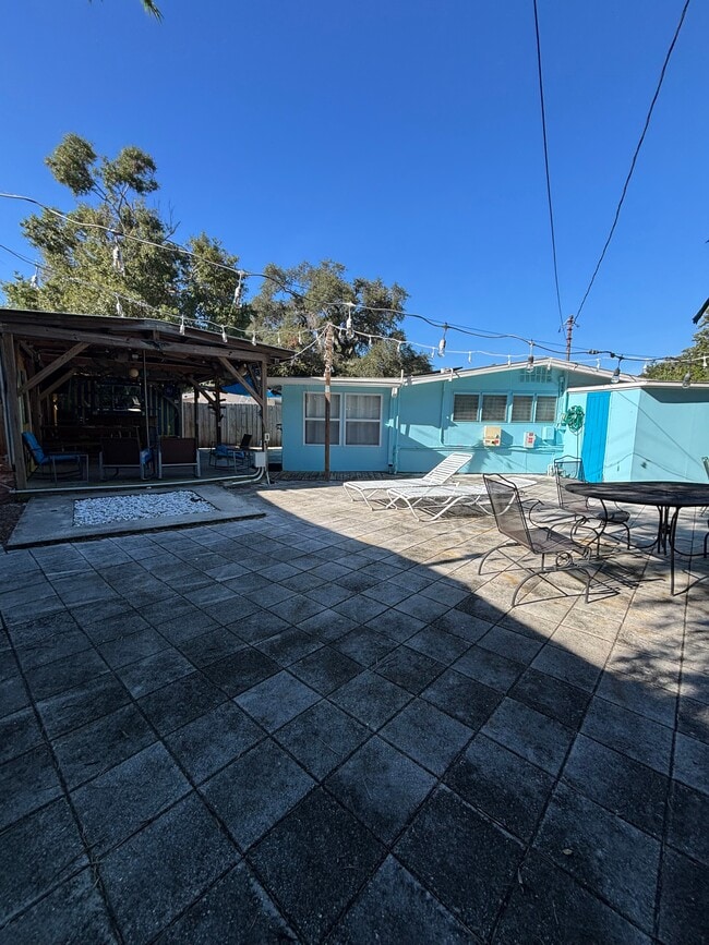 2 Bed/1 Bath
