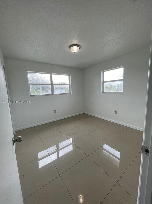 Photo - 1243 NW 61st St Unit 3