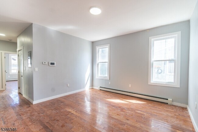 Photo - 43 Tillinghast St Unidad 1