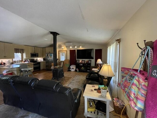 Photo - 122 Cedar Creek Cir