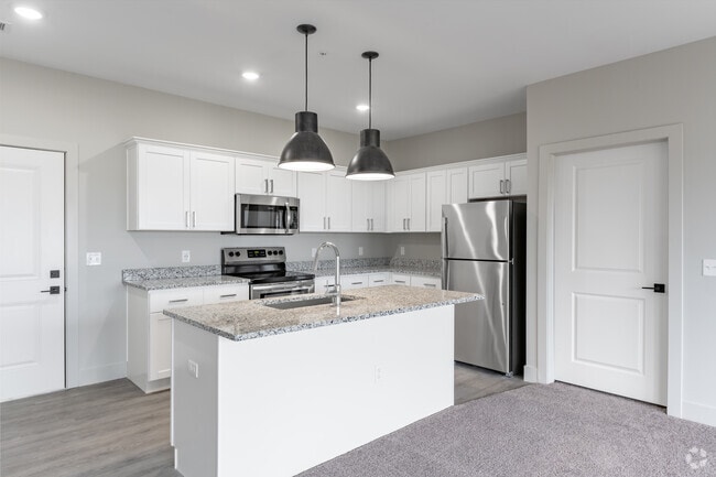 2 BR, 2 BA, 1194 SF