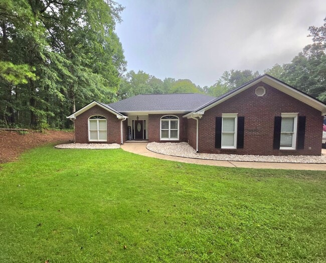 Building Photo - Beautiful Single Family Home