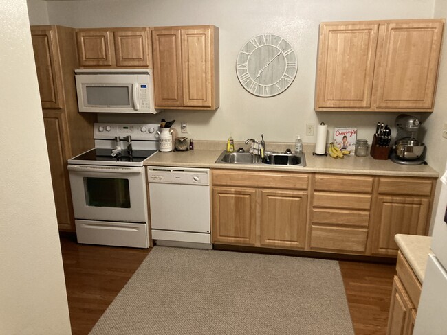 Photo - 1516 Starview Dr