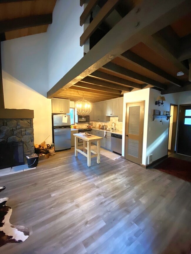 Photo - Furnished Cabin in Black Butte Ranch