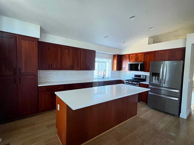 Photo - 705 Summer Cir