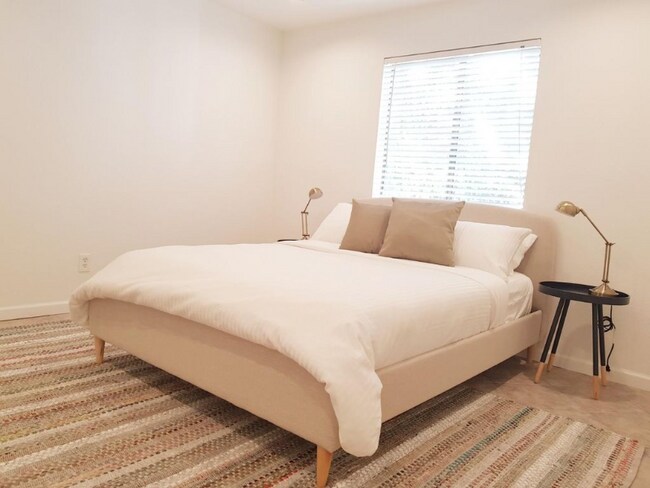 Photo - 7431 Holly Hill Dr