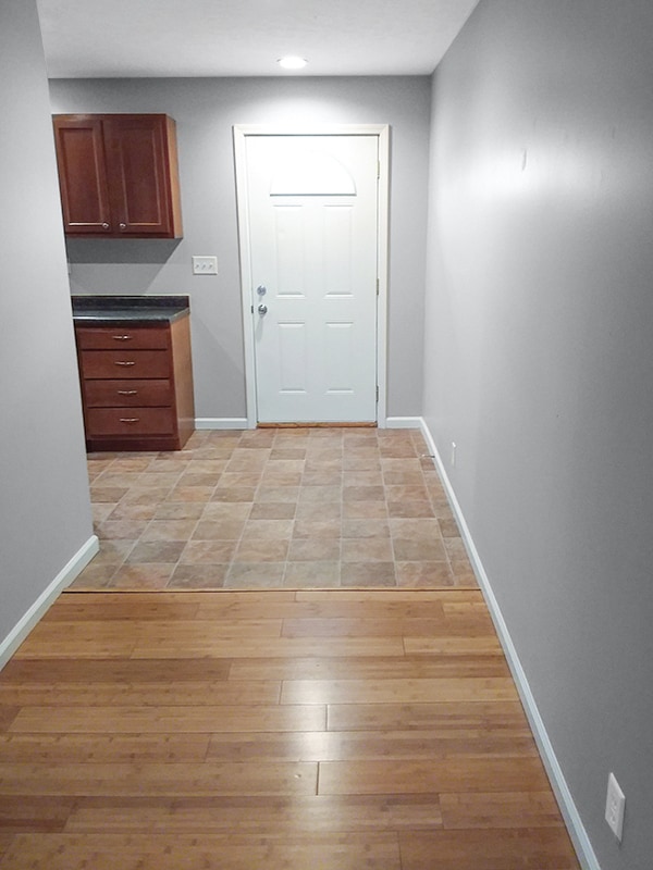 Entry - 307 N Washington St Unit 307 N Washington St