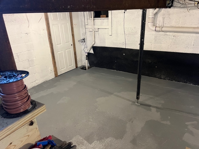 Photo - 200 Maple Rd