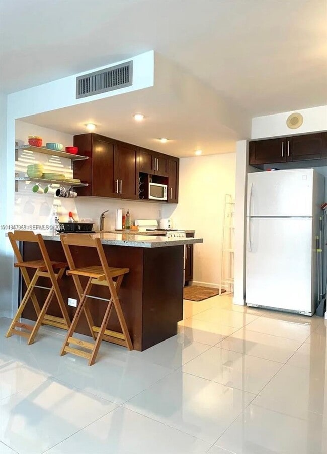 Photo - 251 174th St Unit 1810