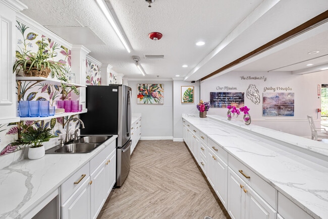 Photo - KINGS RESERVE SANFORD