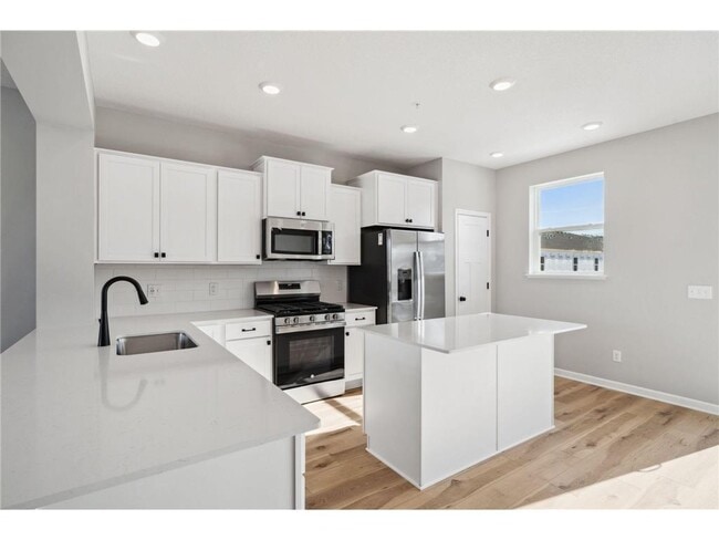 Building Photo - 6770 Wildflower Wy