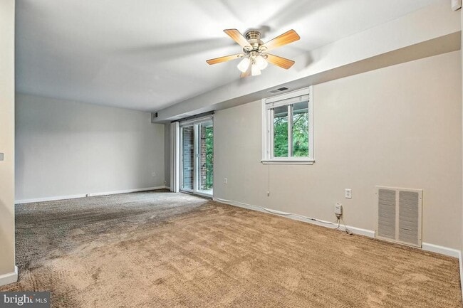 Photo - 206 Victor Pkwy Unit 206F