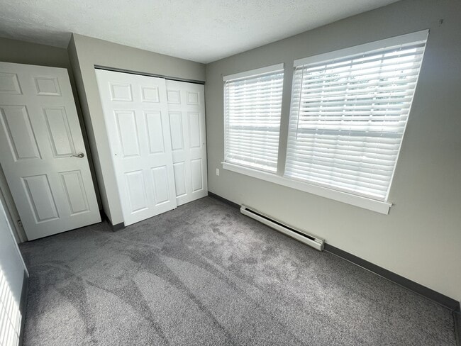 Photo - 6 Pin Oak Dr