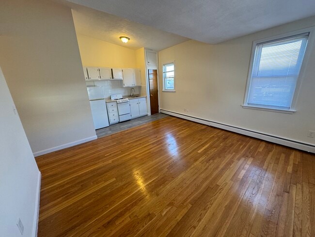 Building Photo - 276 North Beacon St Unit 24 Rental