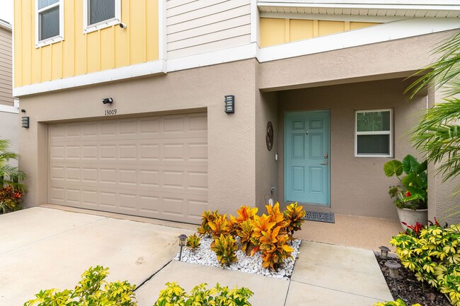 Photo - Stunning, Pet-Friendly, 4 Double bedroom, ...