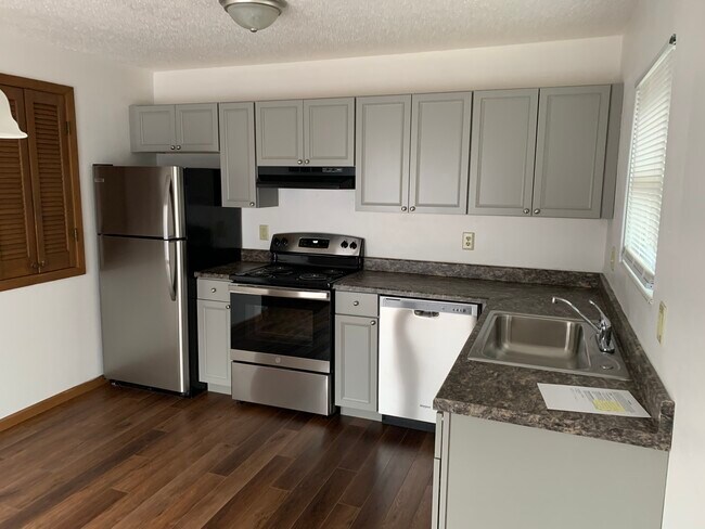 Photo - 612 Pepper Ridge Ct