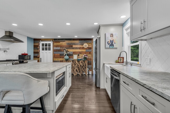 Photo - 32 Twin Bridge Rd