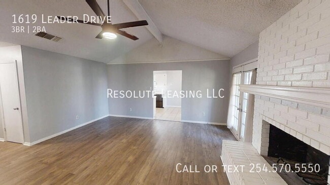 Photo - 1619 Leader Dr