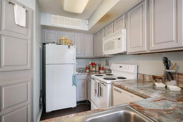 Photo - 2300 Bamboo Dr Unit N211