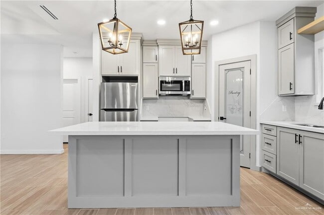 Photo - 17 Calle Moreno