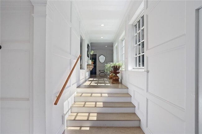 Photo - 27 S Bedford Rd