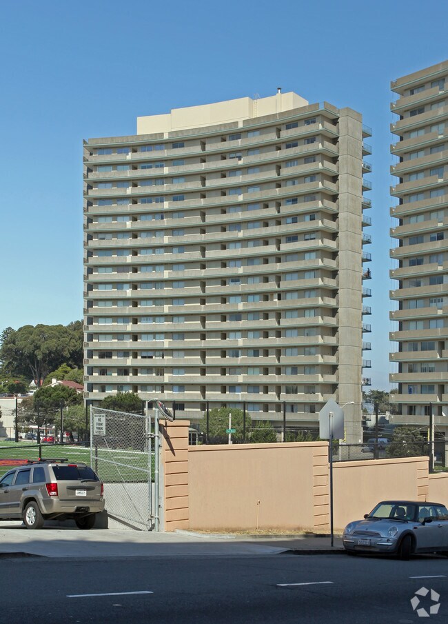 Photo - Fontana West Apartment