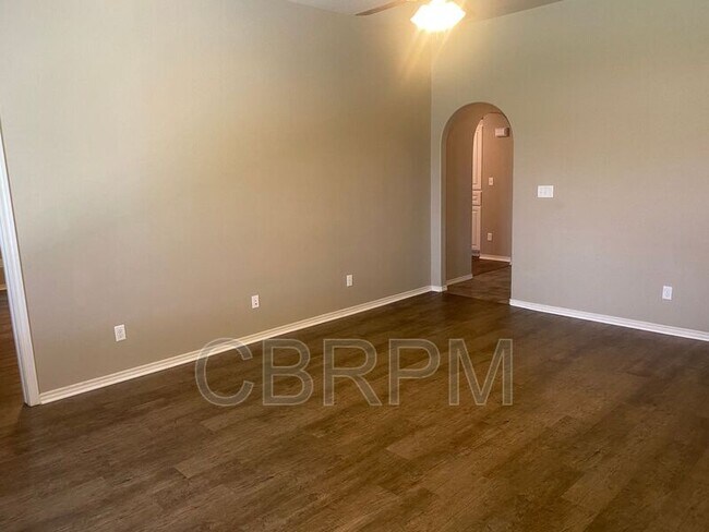 Photo - 8701 12th St