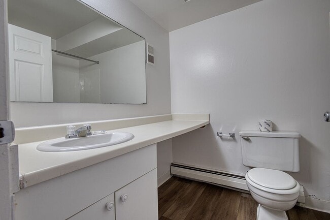 Wood Creek Apartments