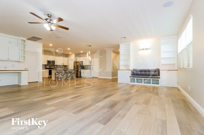 Photo - 8920 W Jefferson St