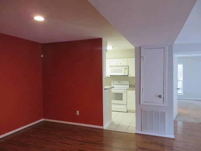 Photo - 3700 W Clay St Unidad 244