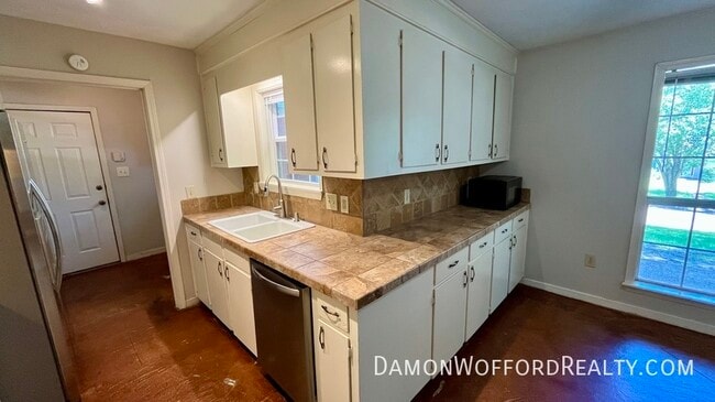 Photo - 308 Woodrun Dr