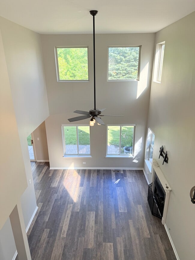 Photo - 2136 Orchard Ln