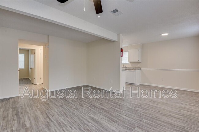 Photo - 2571 1/2 Tobacco Road - D