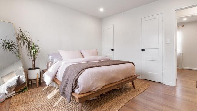 Photo - 44 Schlosser Dr