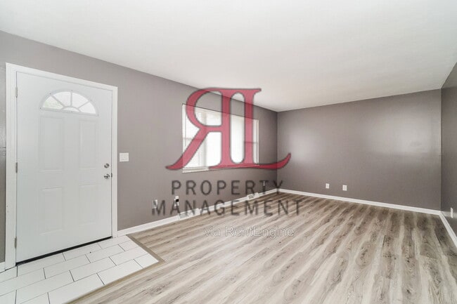 Photo - 1422 Weldon Ave