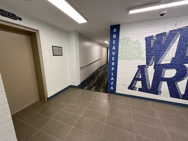 Photo - Beaver Plaza - 103 Unit 1