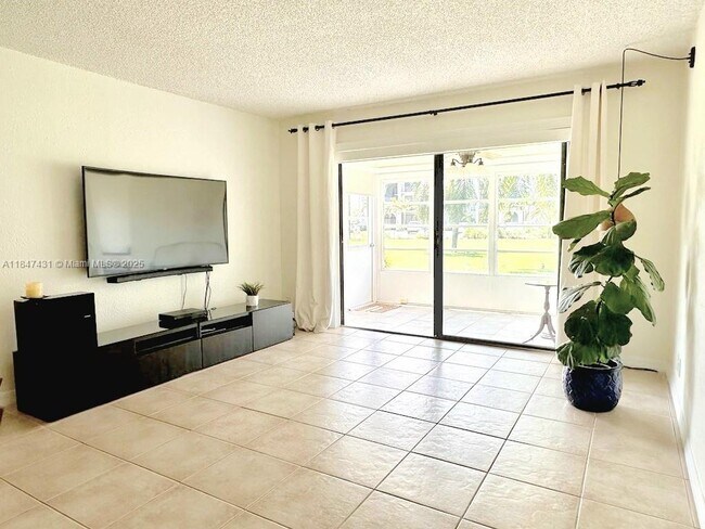 Photo - 9355 SW 8th St Unit 101