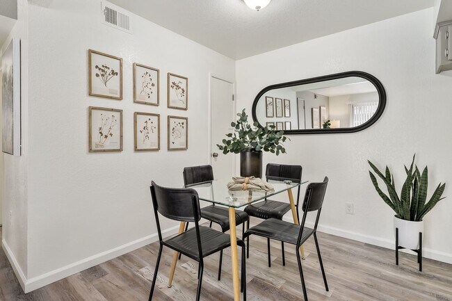 Photo - The Oaks at Jornada