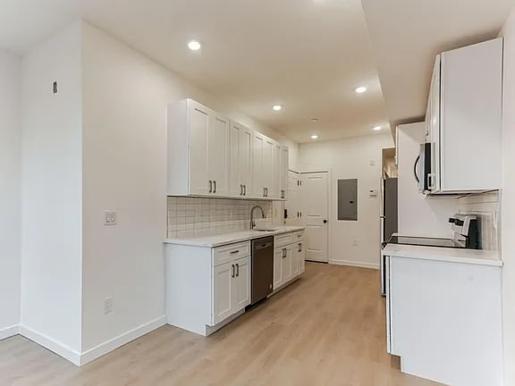 Photo - 5540 Bloyd St Unit 10