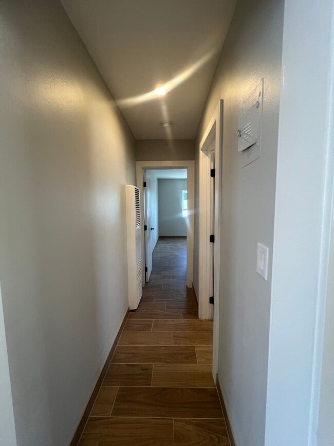 Photo - 6909 Fulton Ave Unidad 5