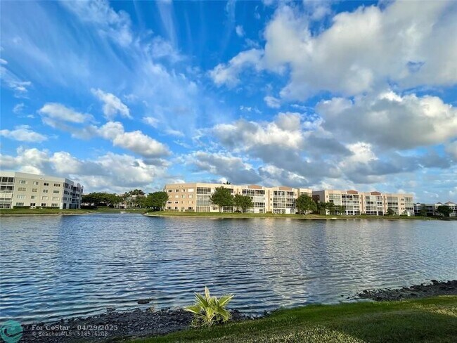 Photo - 7660 Trent Dr Unit 213