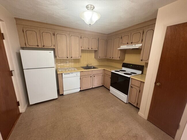 Photo - 155 Lexington St Unit 34