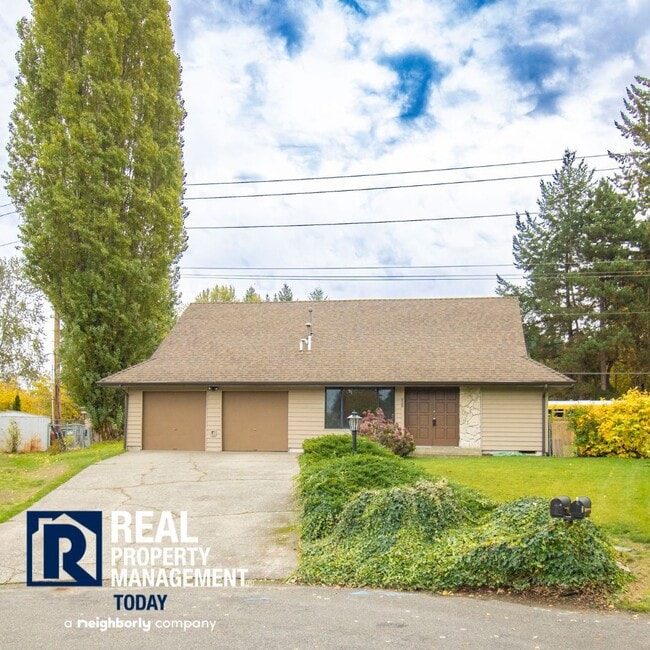 Remodeled 4 Bedroom Near JBLM! - Remodeled 4 Bedroom Near JBLM!