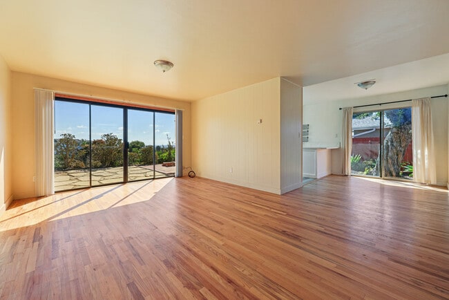 Photo - 4202 Dakota Dr